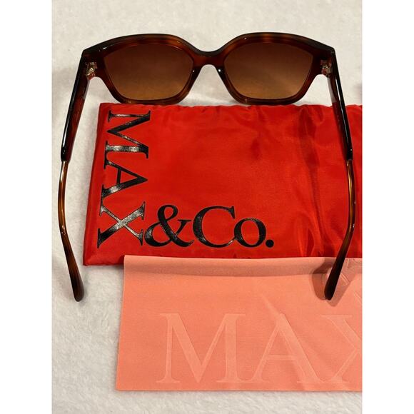 Brand New Max & Co Sunglasses - Tortoise Shell MO0075 52F Size 55-17-140*3